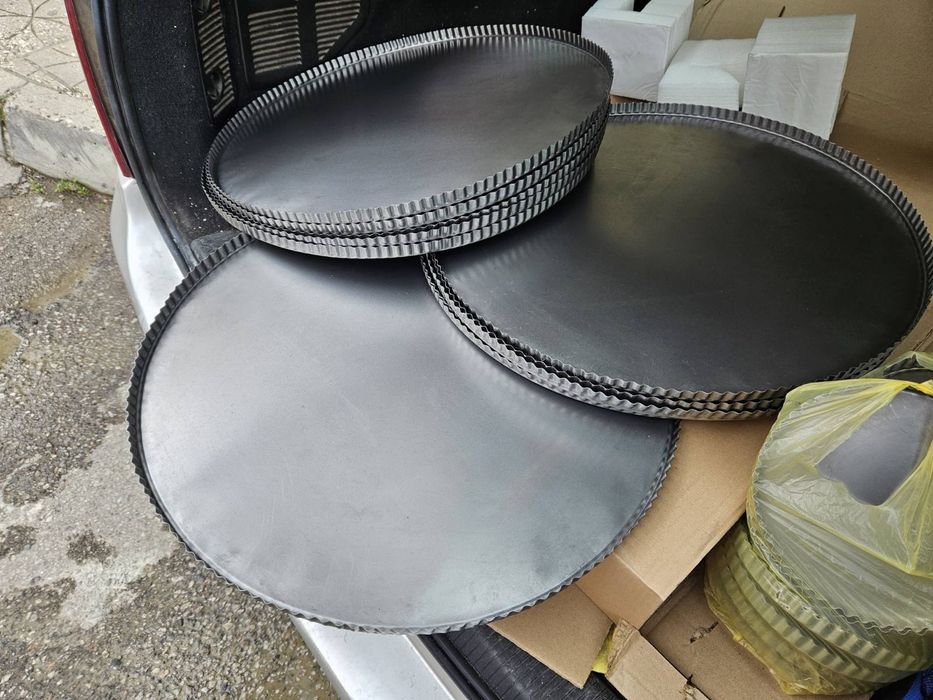 1. Тави за Пици и Закуски Милинки наше собствено производство Българск