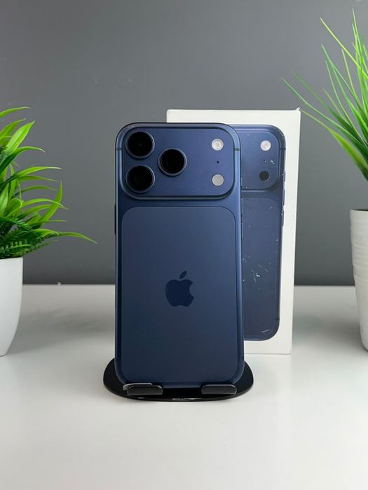 Телефон Apple iPhone 17 Pro 256GB