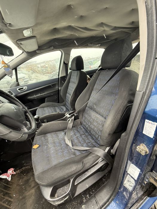 Пежо 307 2.0 дизел 107кс 2003г на части