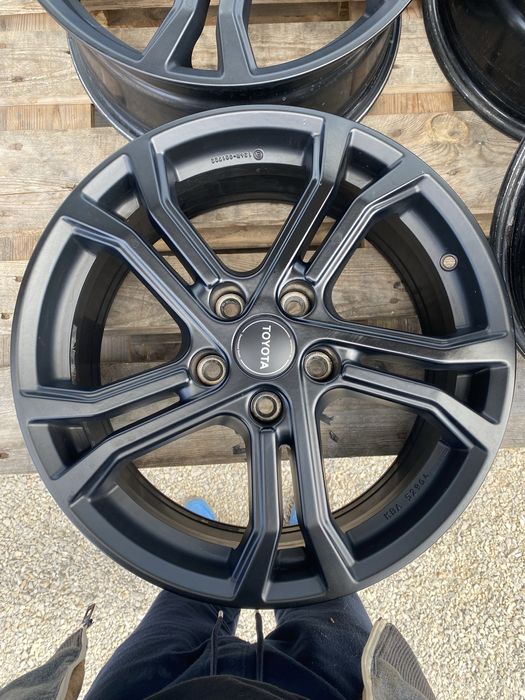 17 цола 5 х 114.3 мм Тойота , Toyota