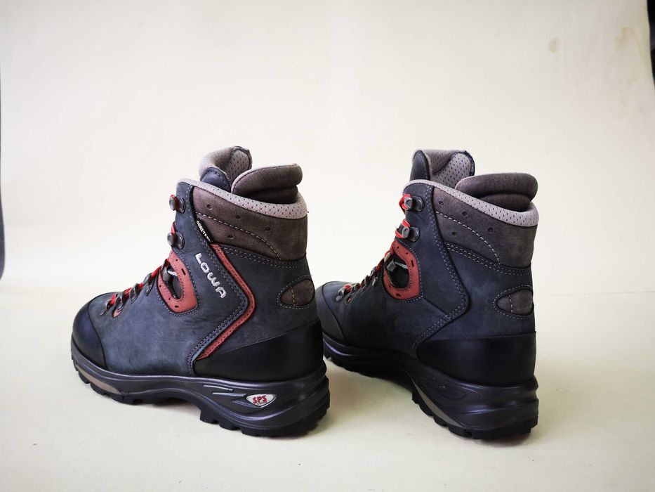 Bocanci piele ghete munte dama 37 38 LOWA Goretex - Impermeab Ca NOI