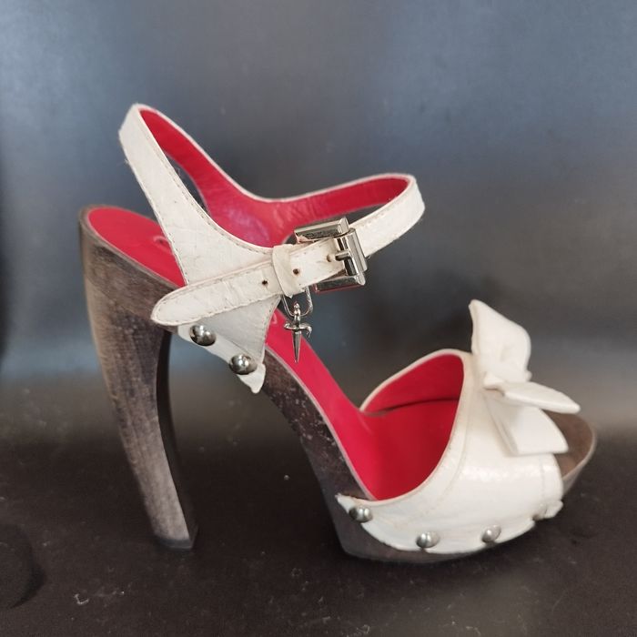 100 ЛВ   Cesare Pacciotti оригинални от естествена кожа питон