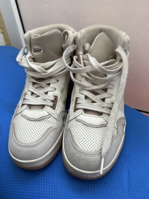 Кроссовки Pull and Bear