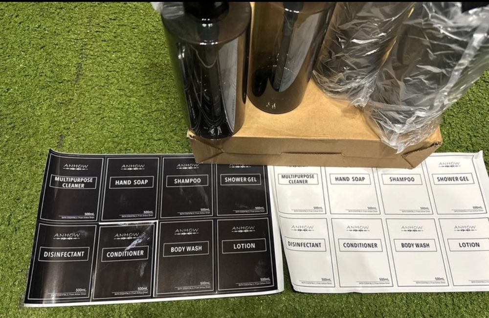 Set 4 recipiente cu pompita