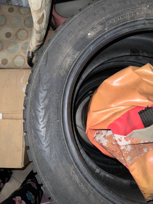 Продам резину в отличном мотоянии.