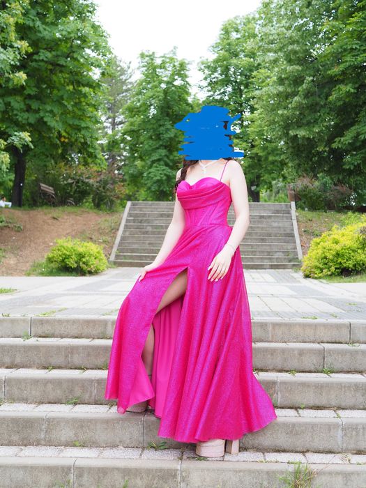 Продавам бална рокля XS-S-M размер 480лв