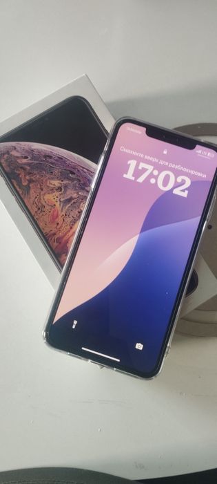 Iphone xsmax 64 gold