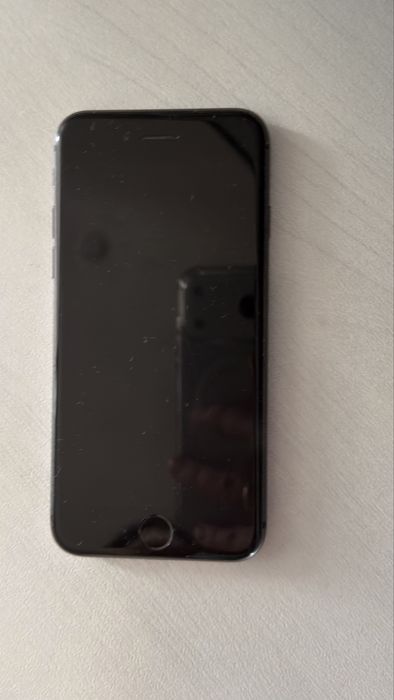 Продам iphone 8