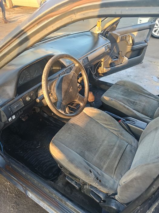 Мазда 323 на ходу