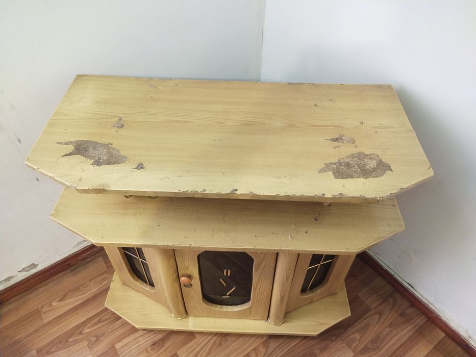 Подставка под телевизор