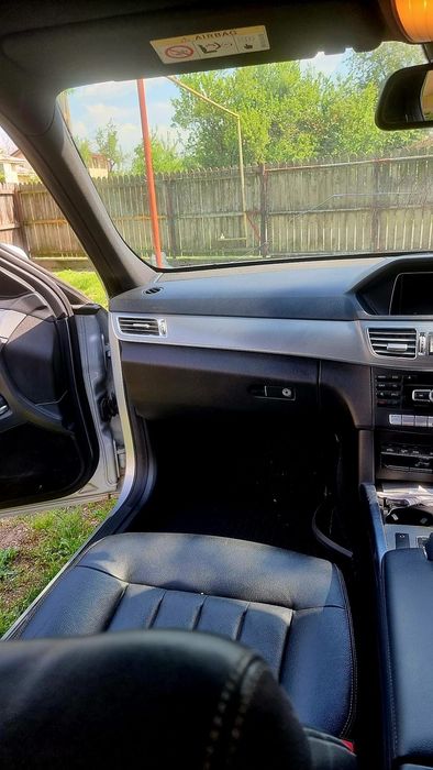 Vând  Mercedes  stare utilizat