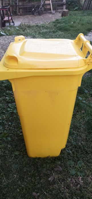 Tomberoane plastic noi 120L