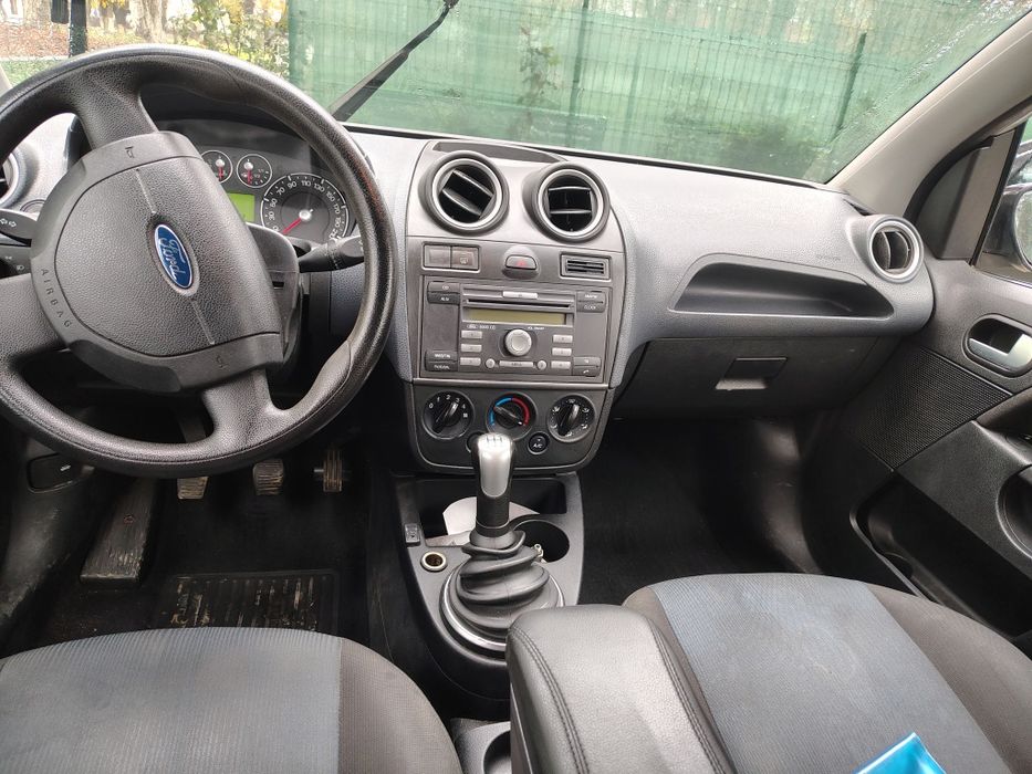 Ford fiesta ,2006 ,GPL