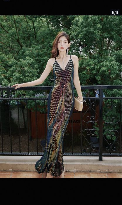 Платье вечернее