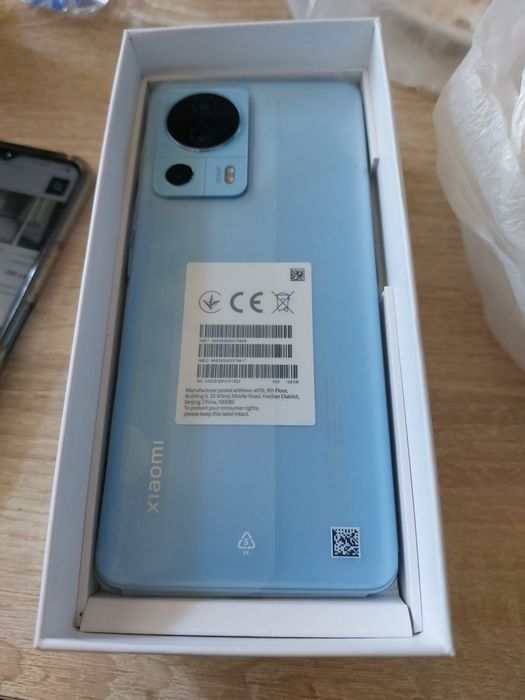 Продам свой телефон новый