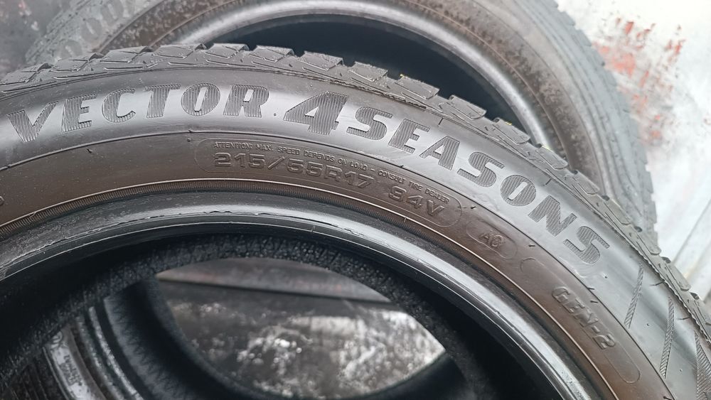 215/55/17 Goodyear Дот 0223