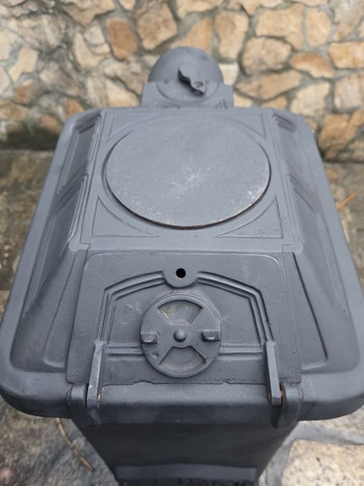 Печка на дърва старинна