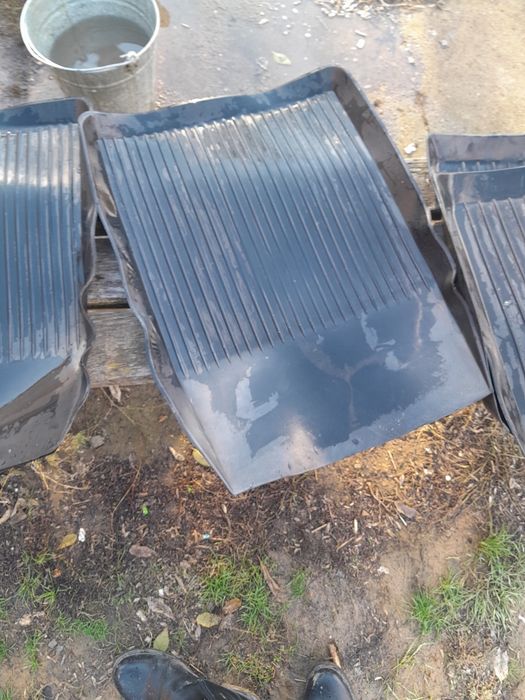 Продам увиверсальные полики