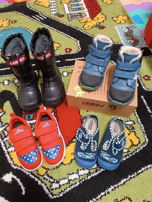 Лот маратонки Адидас, термо ботушки, боти - 25 номер