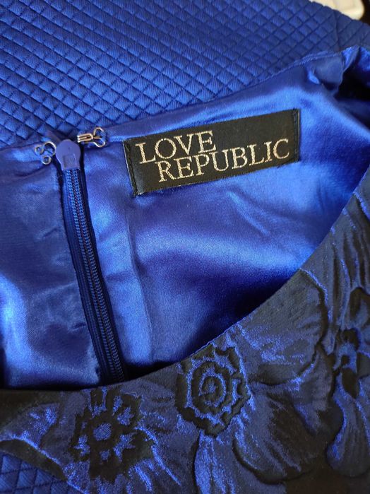 Платье Love Republic