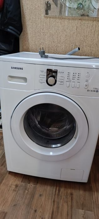 Машинка стиральная