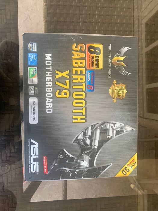 Продаться core i7+ Аsus X79