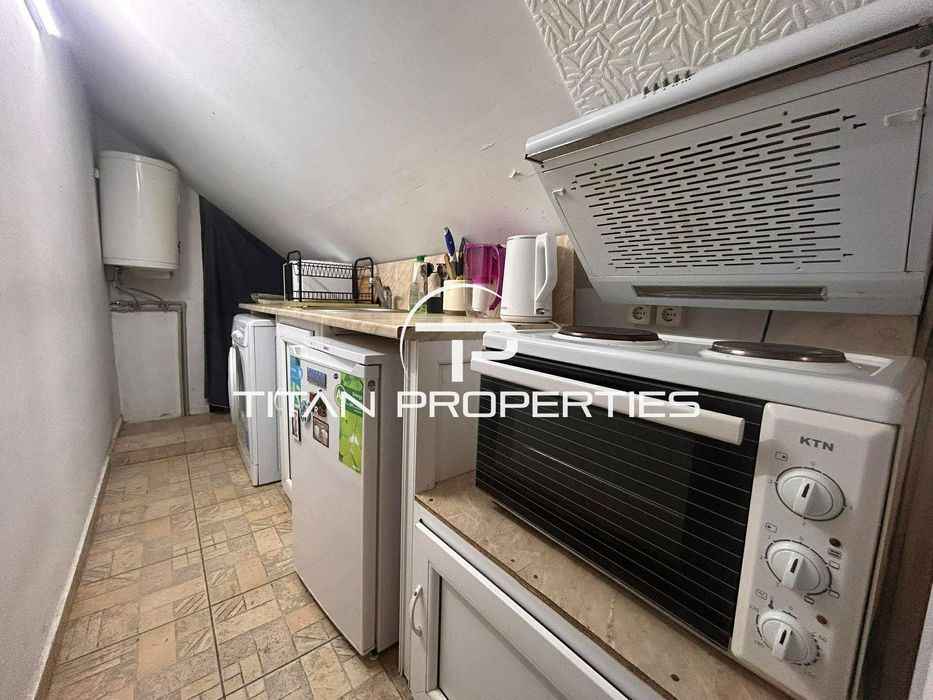 Дава се под наем Едностаен апартамент в Варна, Център - 30 кв.м за 298.86 € - Снимка #7