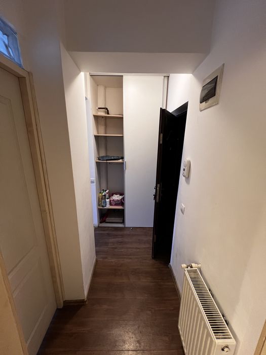 Garsoniera de inchiriat