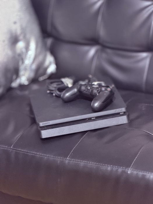 Consola Sony Playstation 4 PS4 Jocuri Maneta Cabluri Garantie Testat