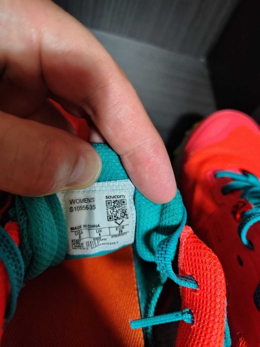 Дамски туристически обувки Saucony 39 номер