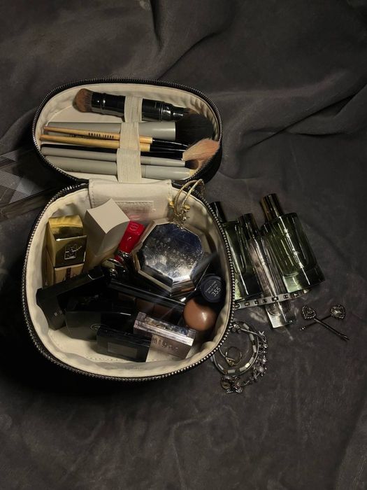 Косметические сумочки