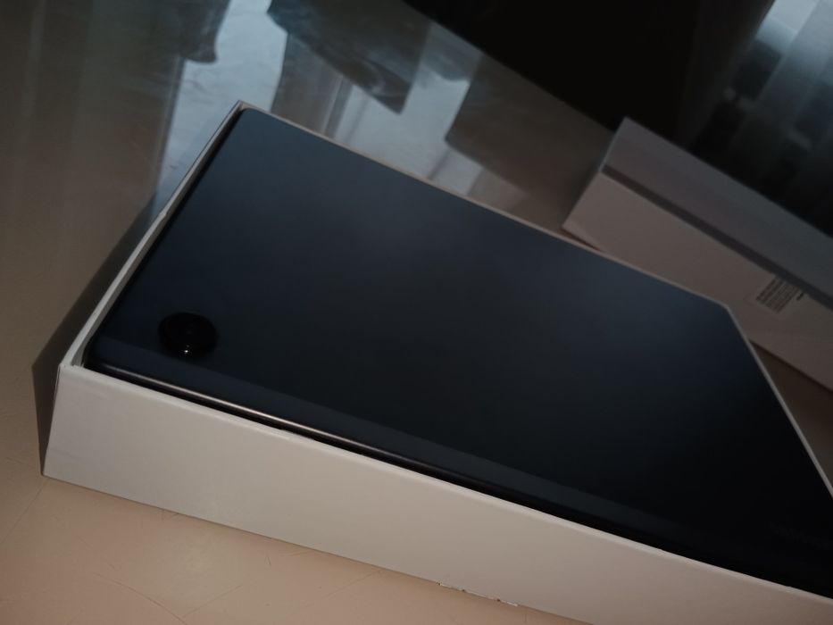 Samsung galaxy tab a8 планшет  Самсунг  64 Гб 4 ОЗУ