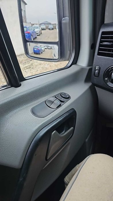 Sprinter L2H2 Mediu functioneaza perfect nefumator/Navi/clima 150CP