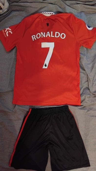 Детски футболни екипи размер 152 - 164