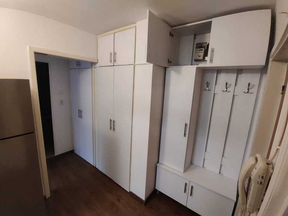 De închiriat apartament cu doua camera