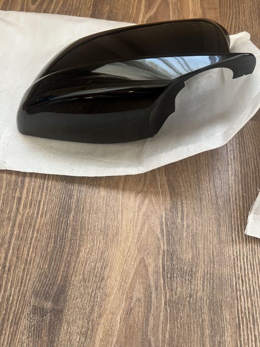 Капаци за огледала  черен лак за БМВ Ф10 Ф11 BMWF10 F11