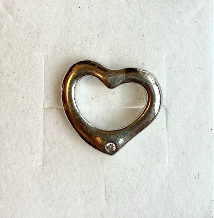 Pandantiv din argint in forma de inima cu diamant