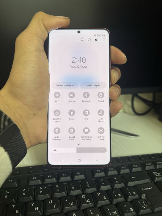 Samsung S20 plus 12/256gb