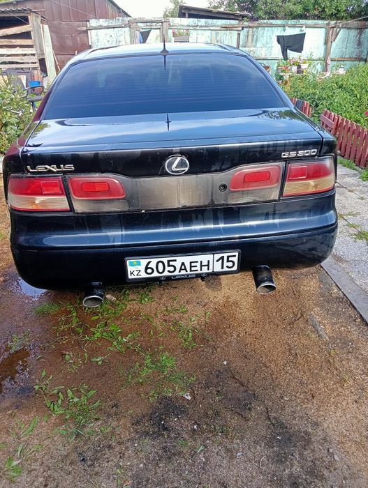 Продам Lexus GS300