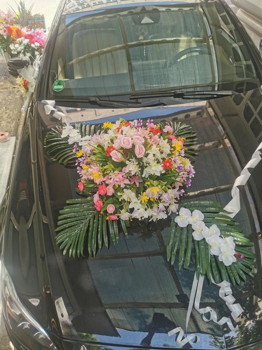 Цветя, букети, аранжировки, венци в град Пещера