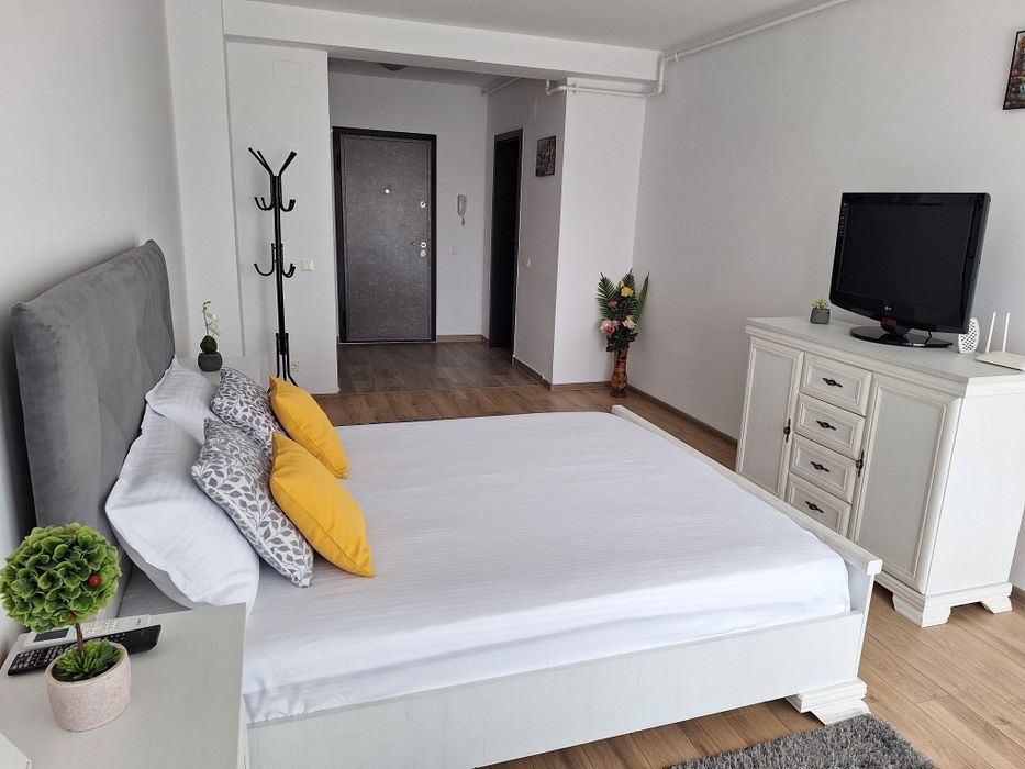 Inchiriere garsonieră cu loc de parcare în ansamblu  Moghioroș Park Residence