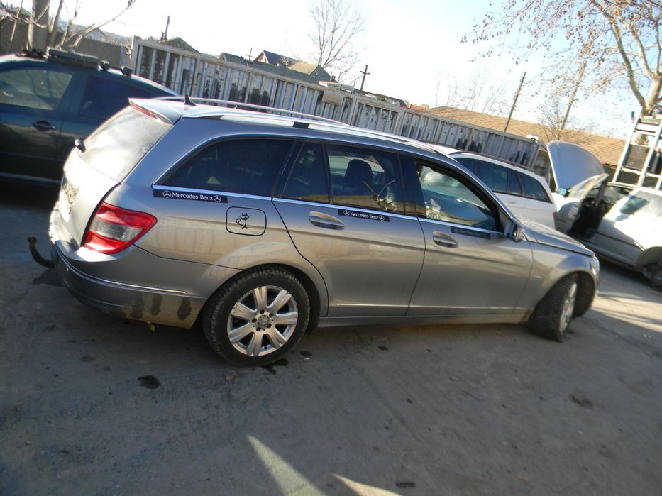 Dezmembrari Mercedes-Benz C-CLASS (W204) (2007-2014) C 180 CDI (204.2