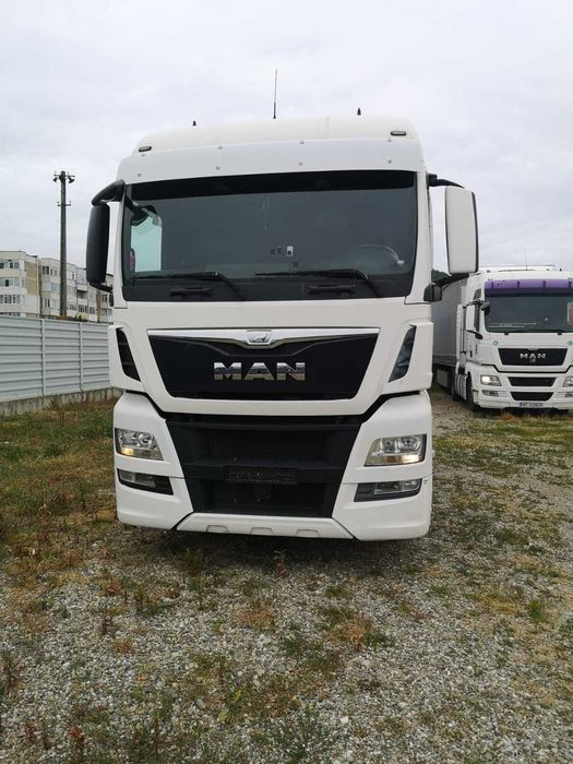 Vand  camion + semiremorca