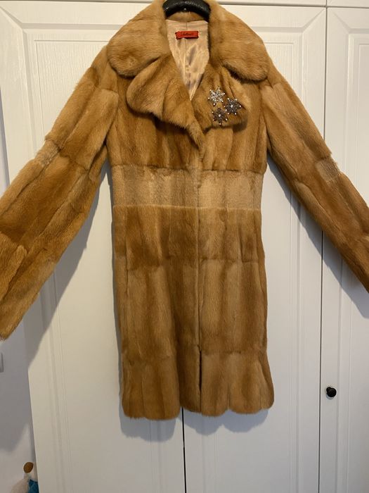 Haina din blana naturala de Nurca marime S