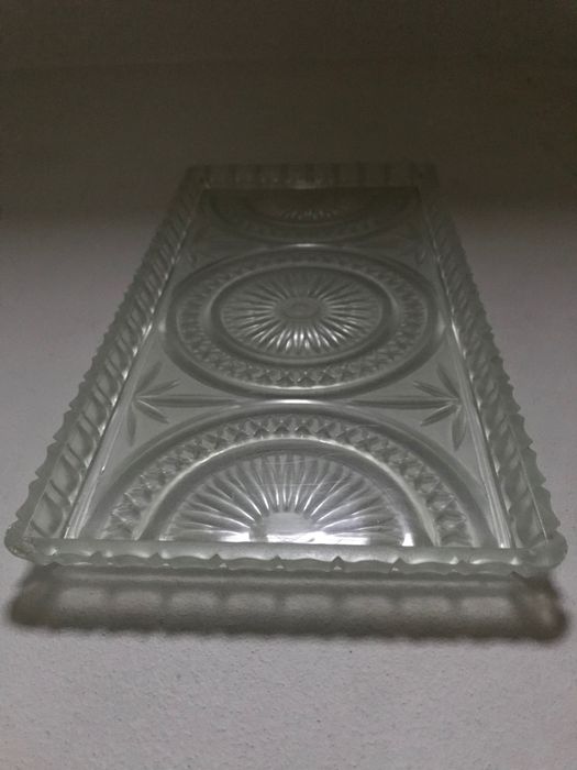 Platou tort. Tava prajituri. Platou portelan. Castron supa / salata.