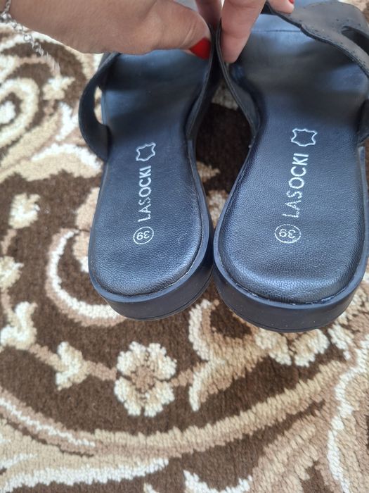 Кожени чехли Lasocki