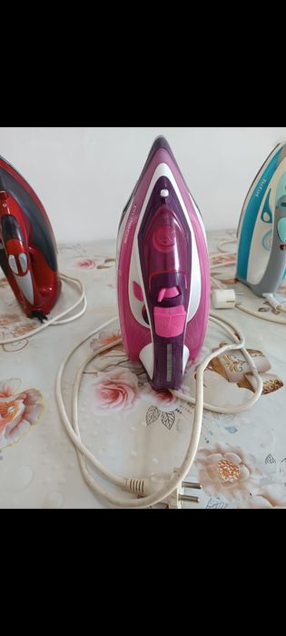 Утюг в отличном исправном отличном состоянии