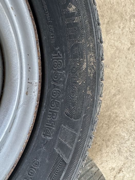 Шины со штампами 2 шт