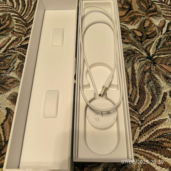 Продавам Xiaomi Watch 2