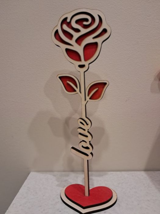 Подаръци за свети Валентин и 8-ми март